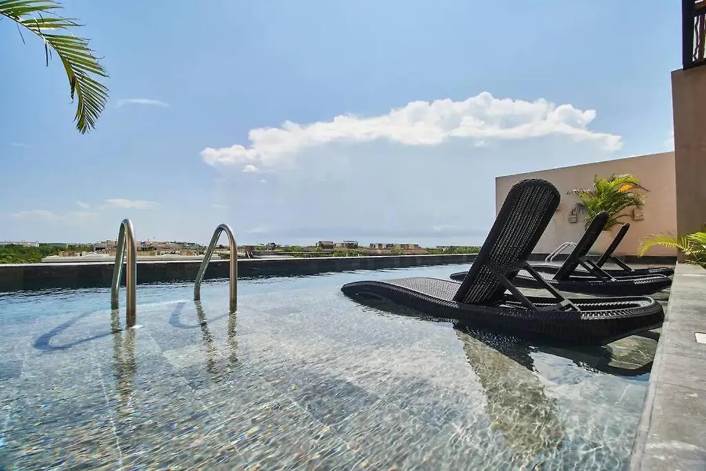 Frida'S Artsy Condo With Own Mural, Outdoor Tub & Rooftop Pool Tulum Mexico