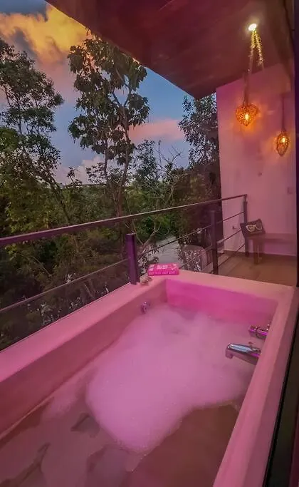 Frida'S Artsy Condo With Own Mural, Outdoor Tub & Rooftop Pool Tulum